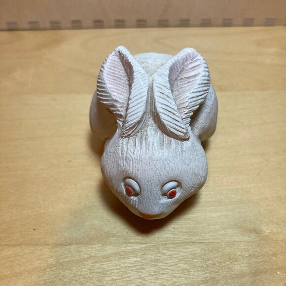 Artesania Rinconada Bunny with Orange Eyes Pottery Figurine - Picture 1 of 6